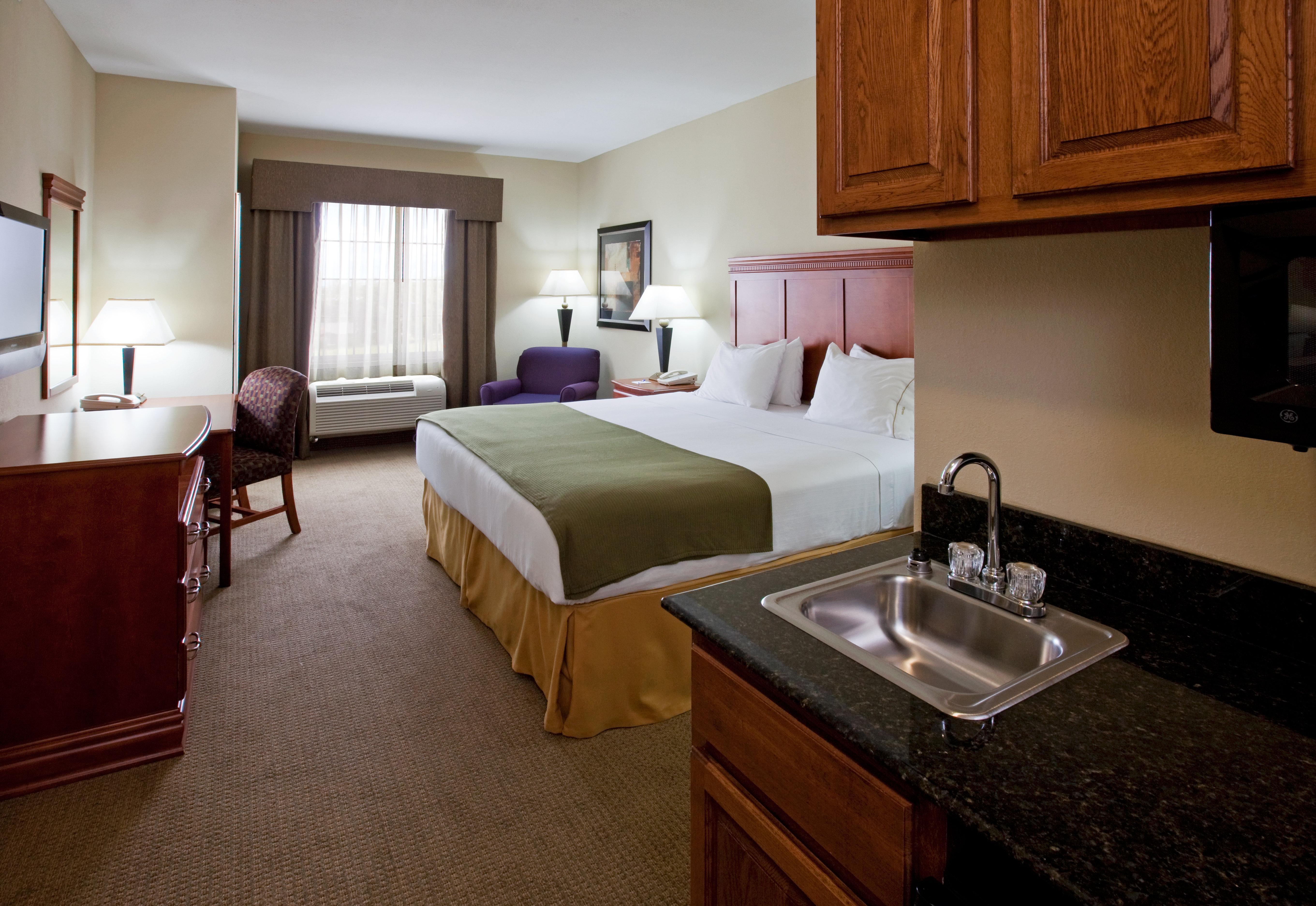 Holiday Inn Express Hotel And Suites Ada By Ihg Phòng bức ảnh