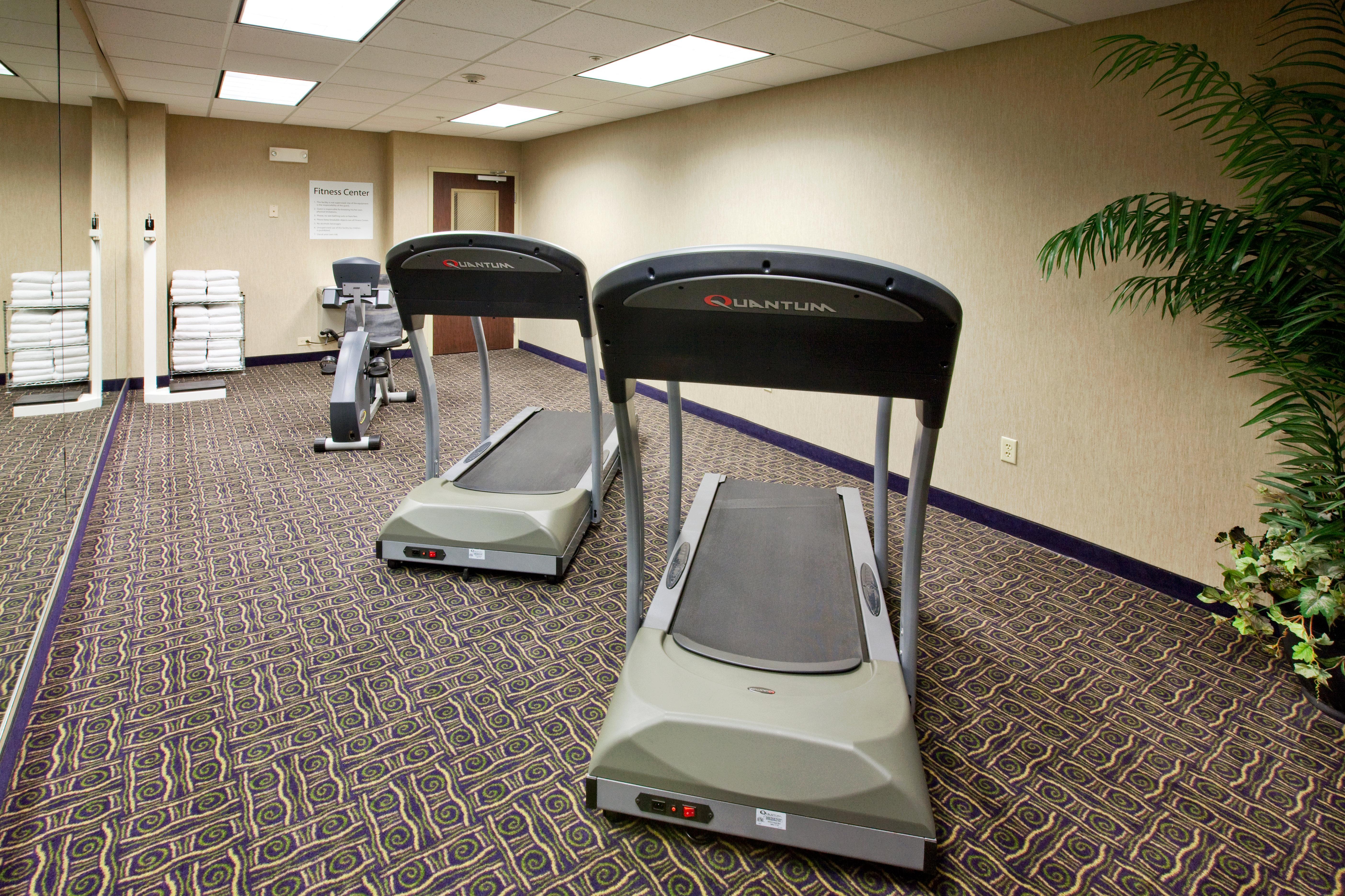 Holiday Inn Express Hotel And Suites Ada By Ihg Ngoại thất bức ảnh